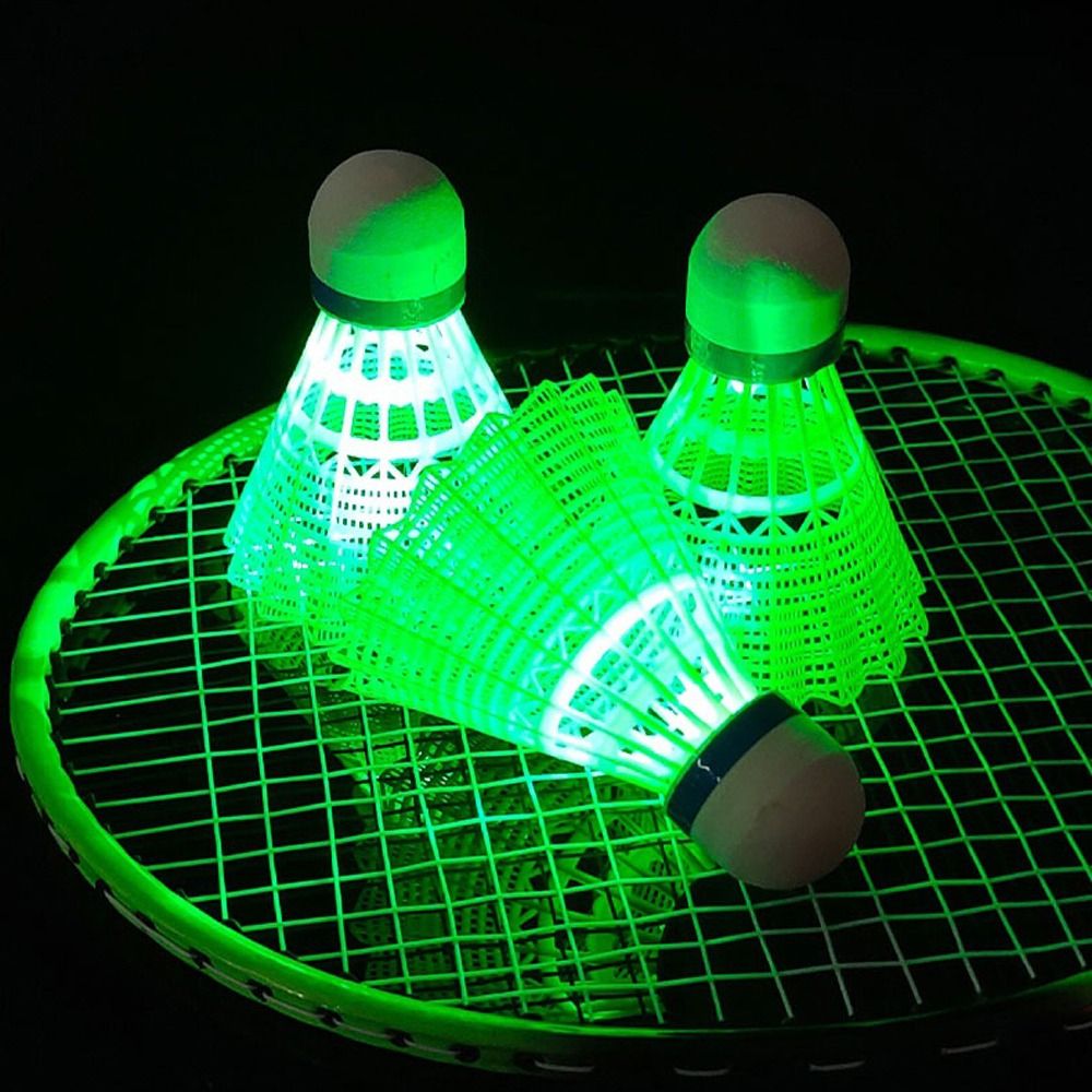 Светящиеся светодиодные шарики – обзор и цена Badminton League